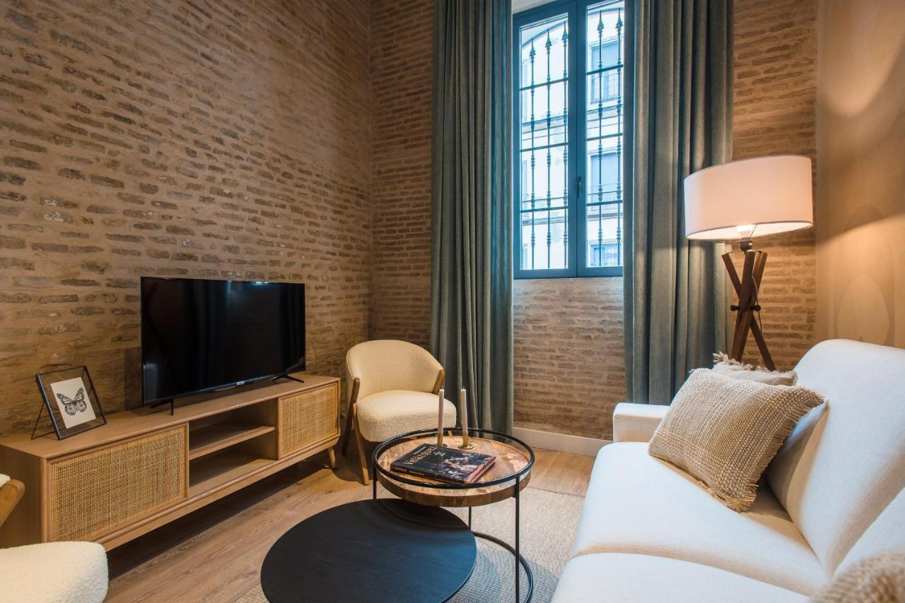 La Silleria De Triana By Magno Apartments Севилья Экстерьер фото