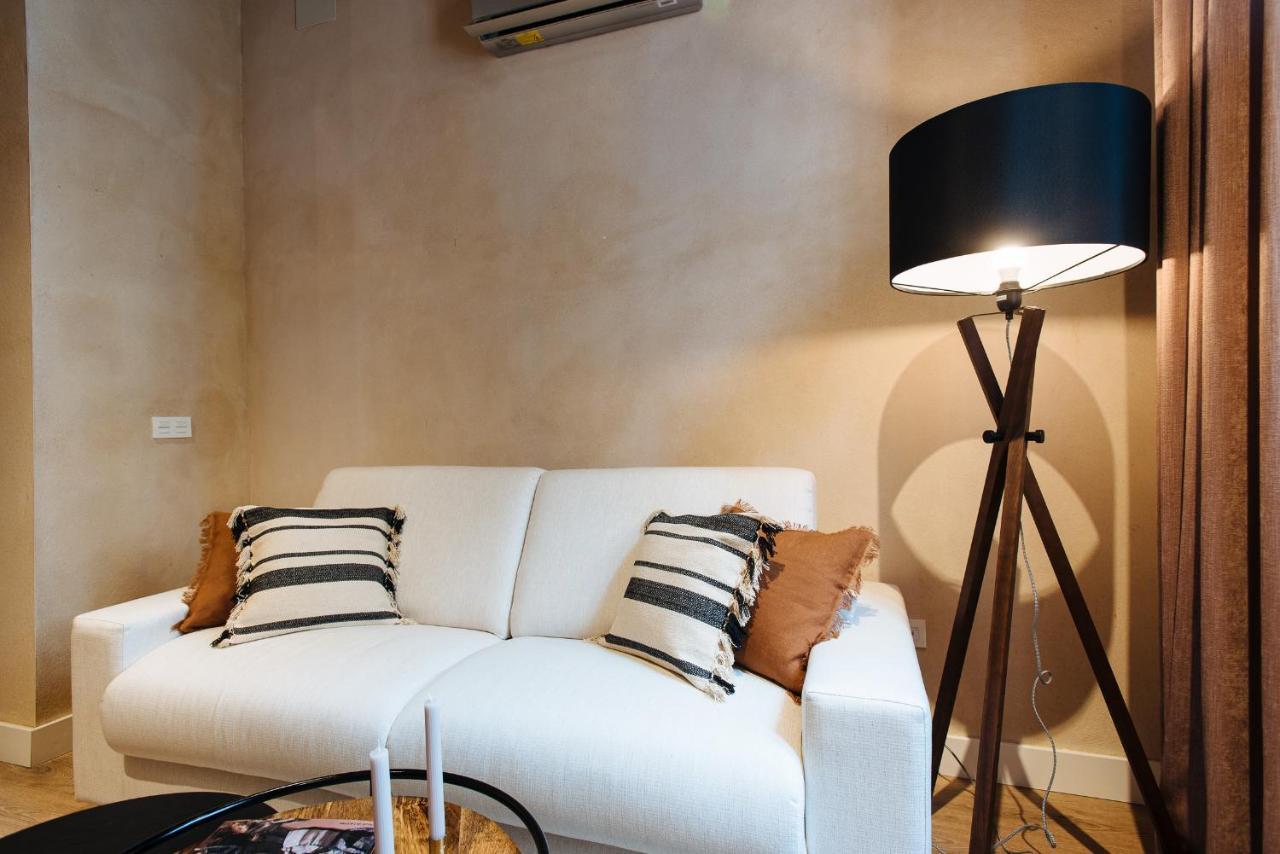 La Silleria De Triana By Magno Apartments Севилья Экстерьер фото